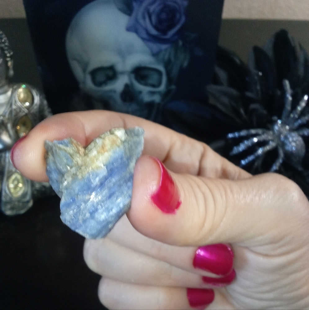 Heart-Shaped Blue Kyanite From Brazil Stone Pendant